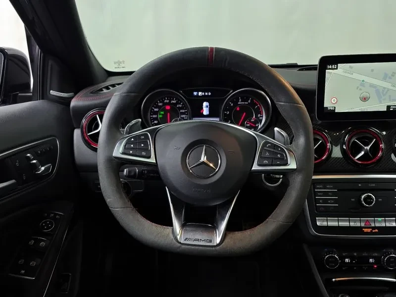 Mercedes-Benz GLA 45 AMG, снимка 13 - Автомобили и джипове - 54884999