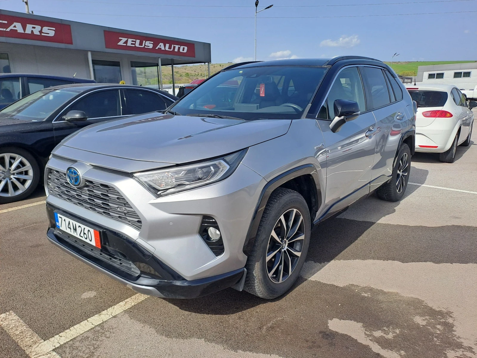 Toyota Rav4 2, 5 hibrid - изображение 3