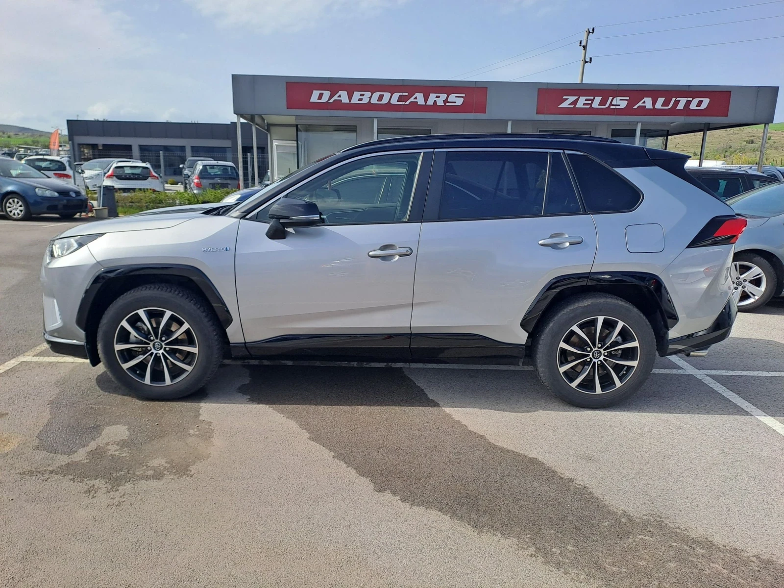 Toyota Rav4 2, 5 hibrid - изображение 4