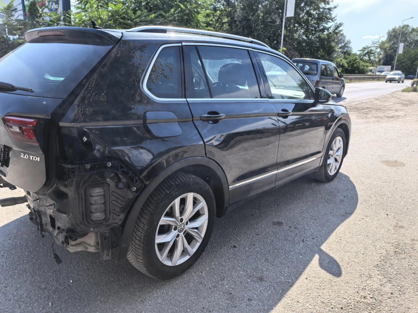 VW Tiguan 2.0tdi - изображение 5