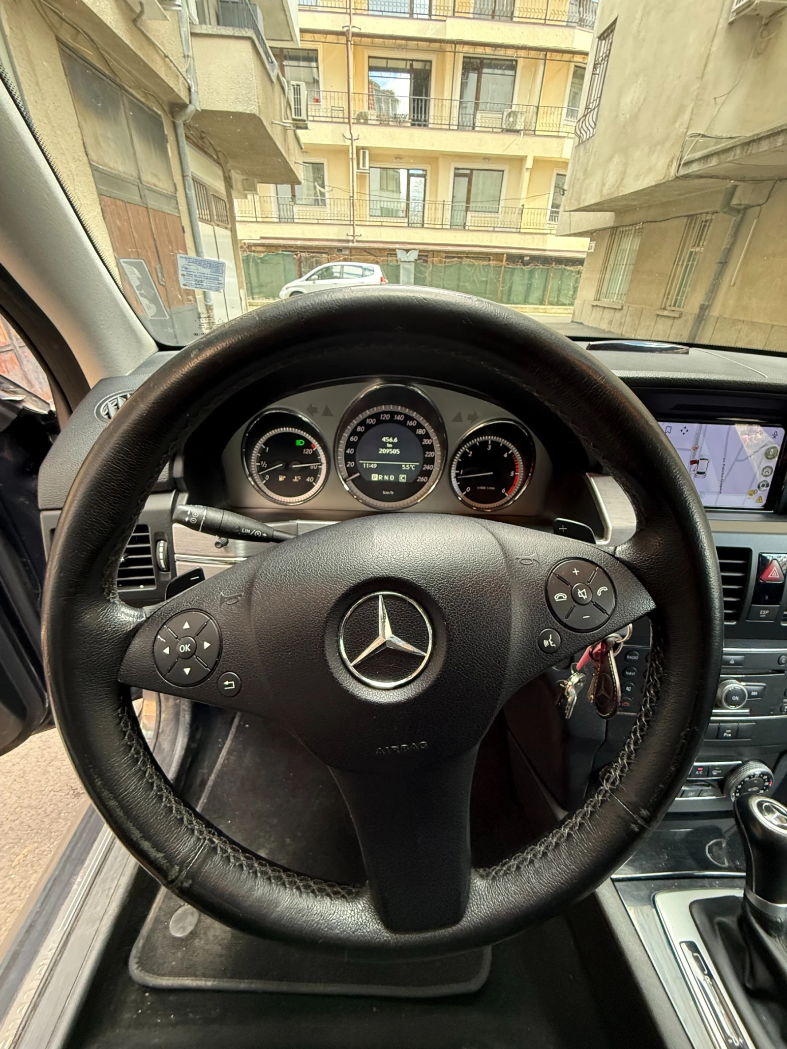 Mercedes-Benz GLK 220d, снимка 6 - Автомобили и джипове - 53729050