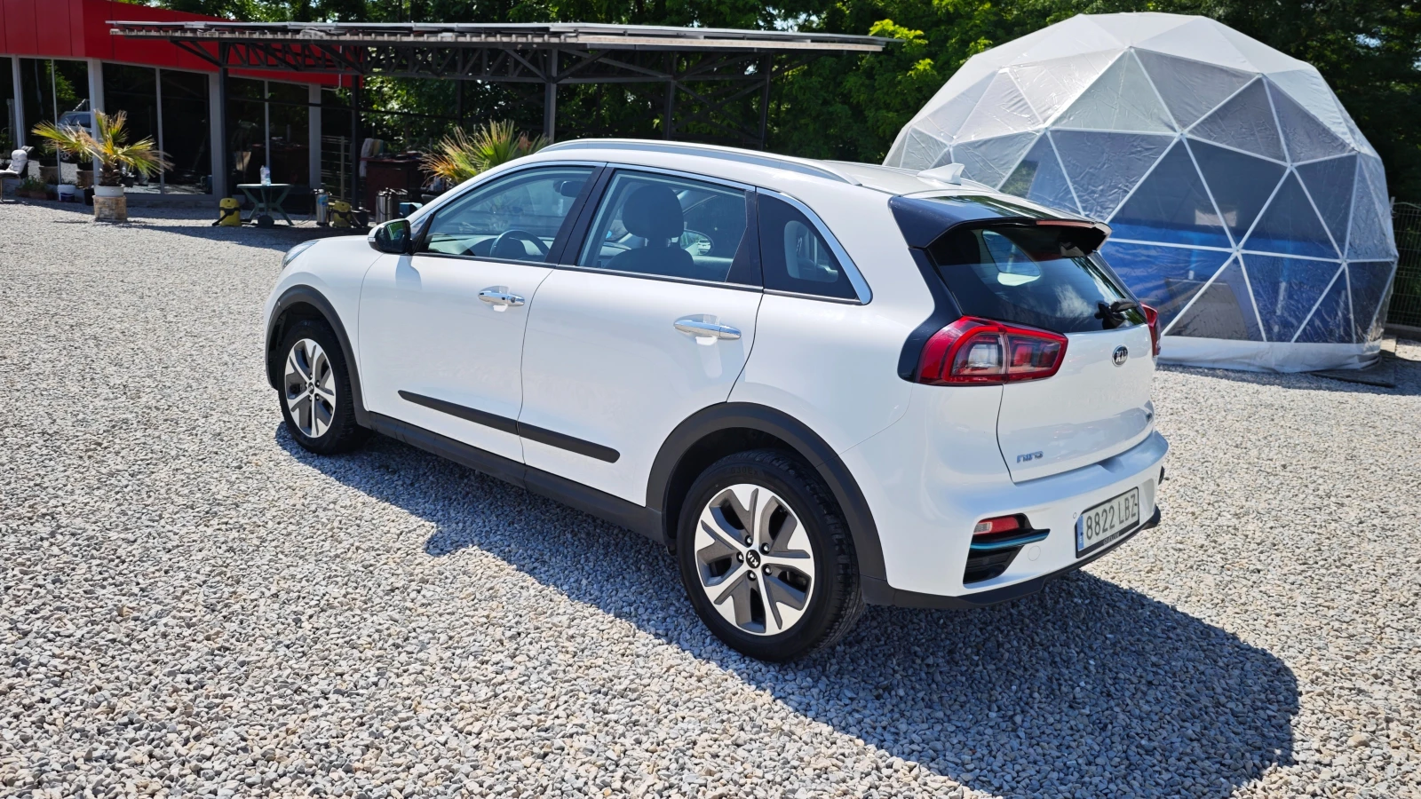 Kia Niro НАЛИЧНА В РУСЕ СМЯНА НА ЦВЯТ 1000евро, снимка 7 - Автомобили и джипове - 53908108