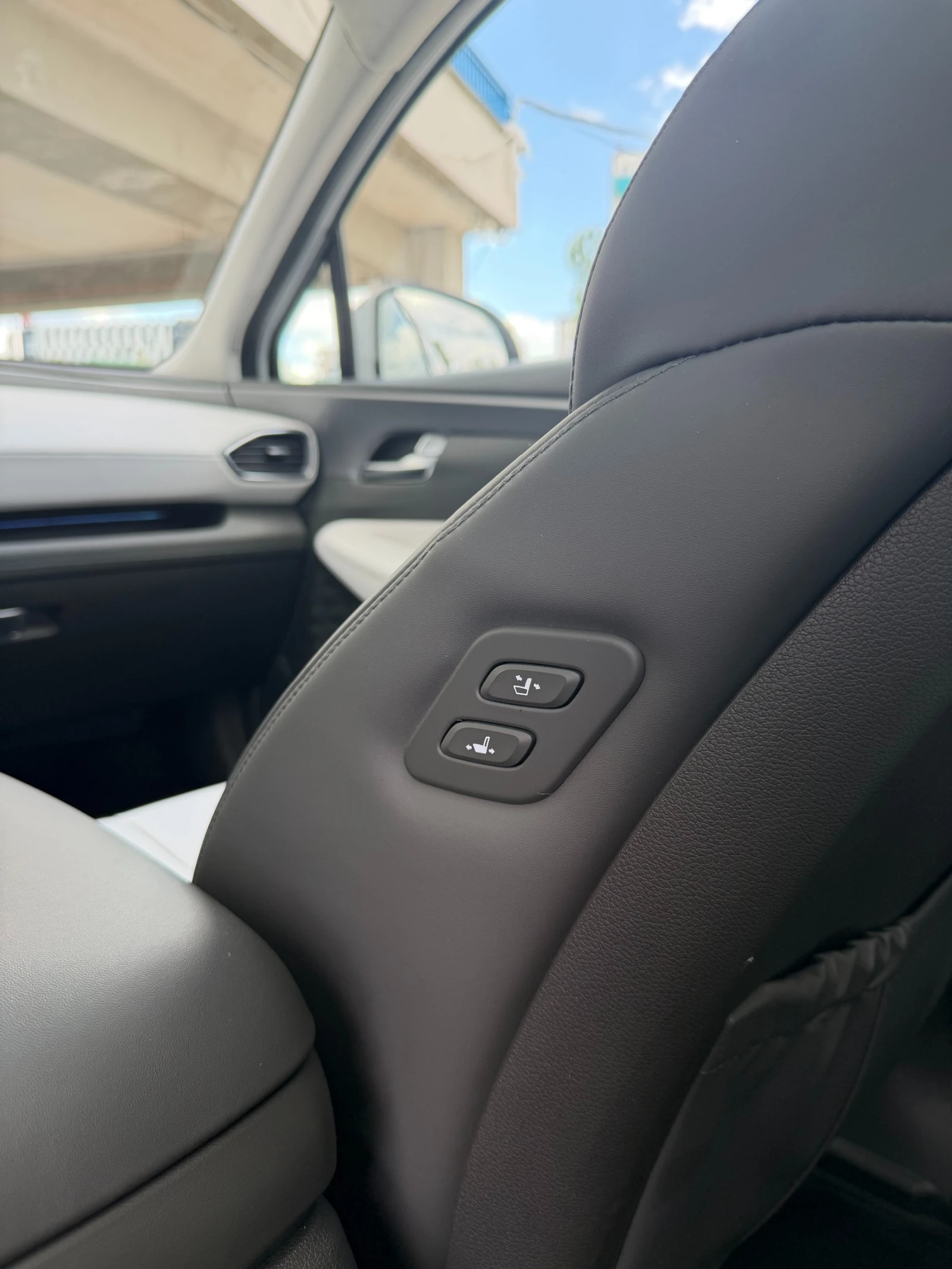 Hyundai Santa fe Plug-In AWD Premium Lux, снимка 9 - Автомобили и джипове - 54411983