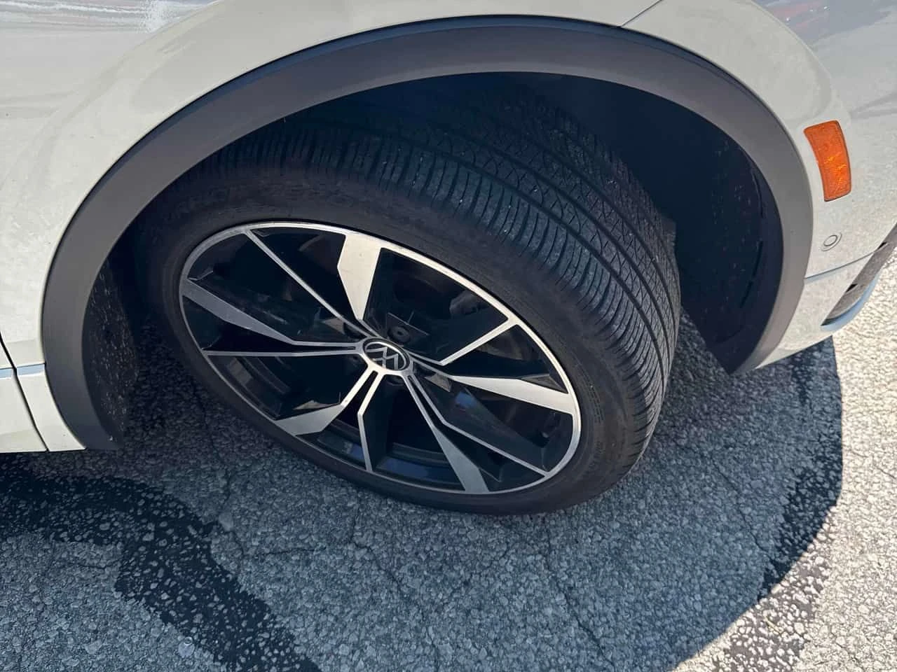 VW Tiguan  Highline R Line / PANO / MEMORY / Fender / ����� | Mobile.bg � ����������� 6