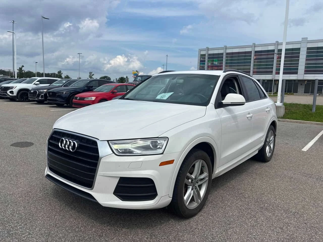 Audi Q3 * Technik * ЛИЦЕНЗИРАН ДИЛЪР * CARFAX