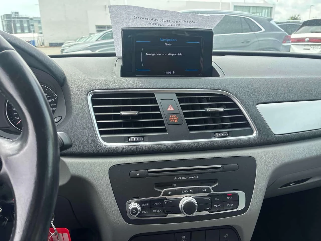 Audi Q3 * Technik * ЛИЦЕНЗИРАН ДИЛЪР * CARFAX, снимка 9 - Автомобили и джипове - 55593443
