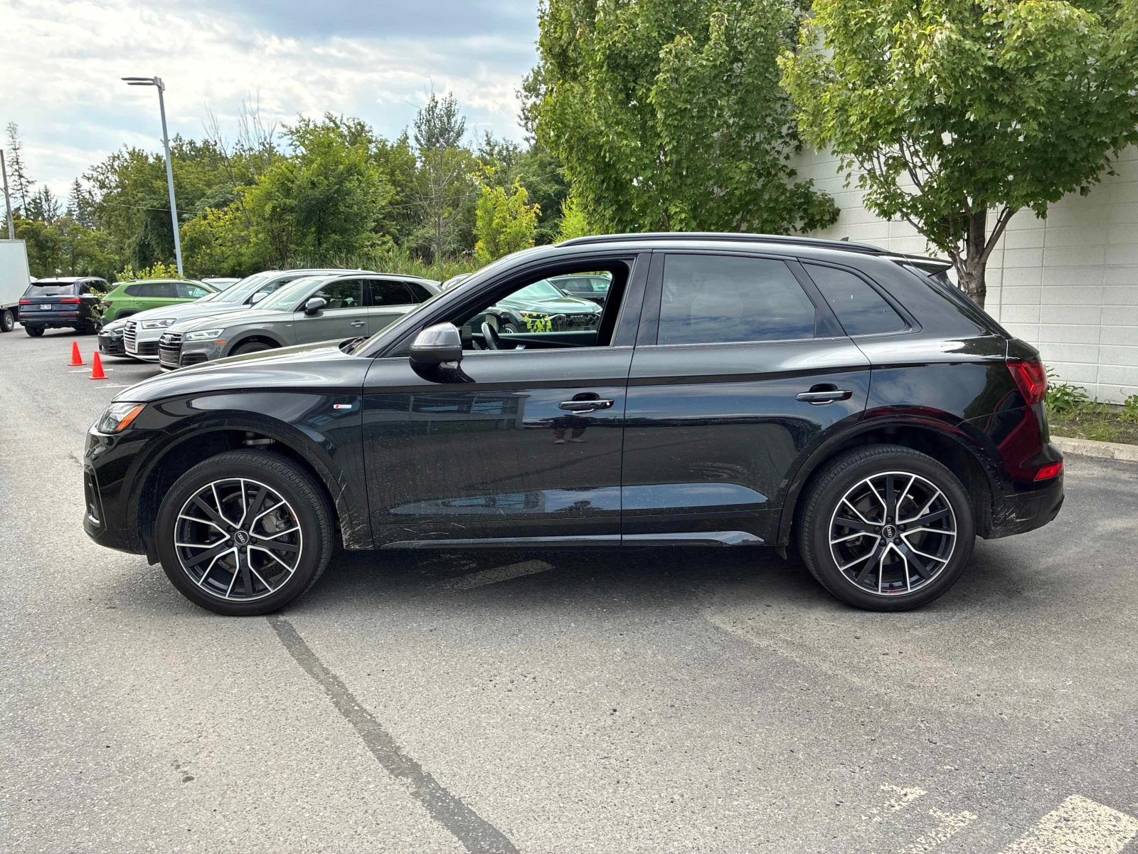 Audi Q5 * Technik * CARFAX * ОПЦИЯ ЗА ФИНАНСИРАНЕ, снимка 2 - Автомобили и джипове - 55839019