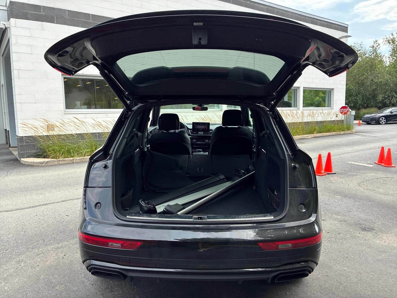 Audi Q5 * Technik * CARFAX * ОПЦИЯ ЗА ФИНАНСИРАНЕ, снимка 13 - Автомобили и джипове - 55839019