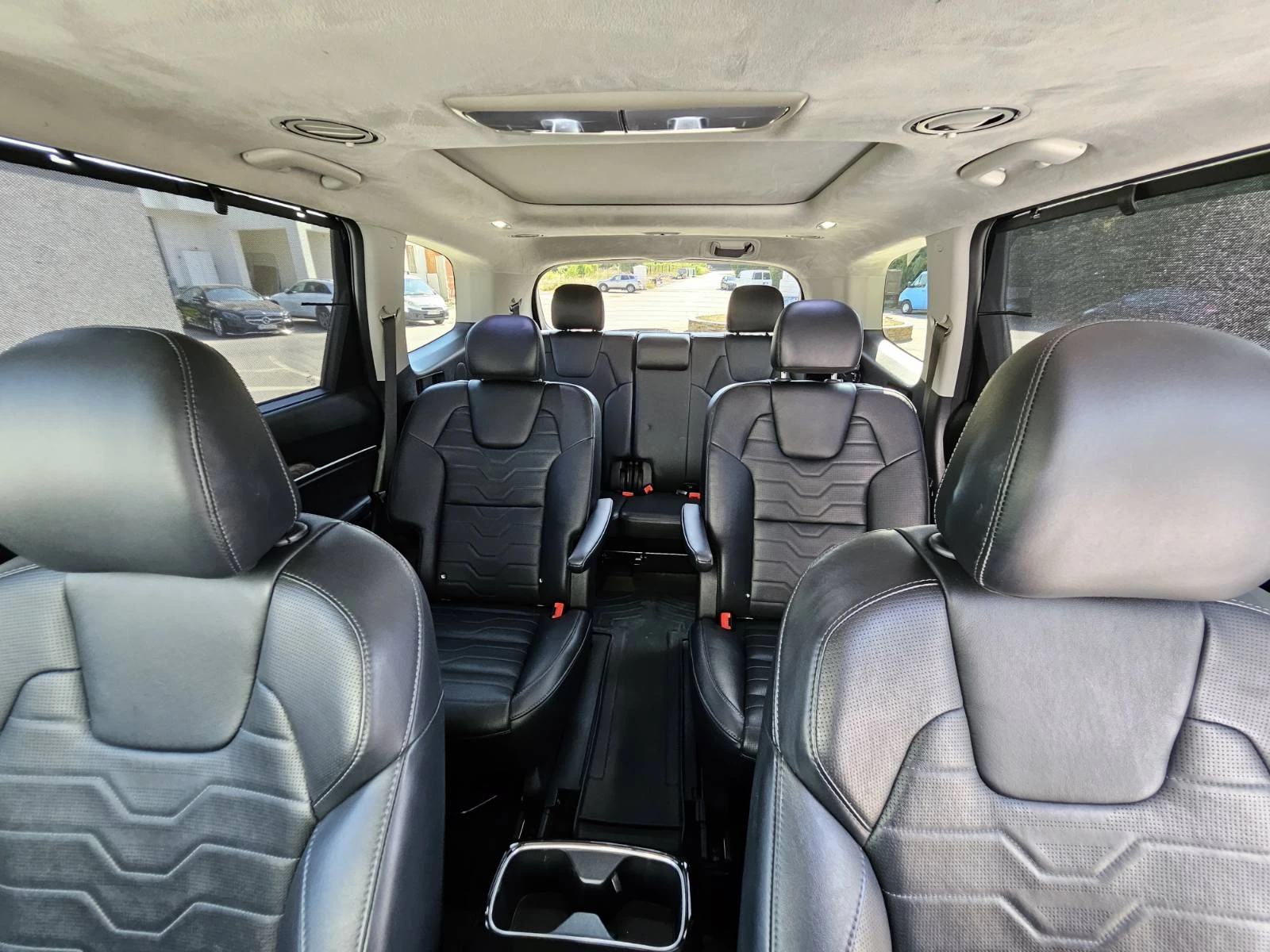 Kia Telluride 3.8 SX V6 AWD, снимка 16 - Автомобили и джипове - 55909626