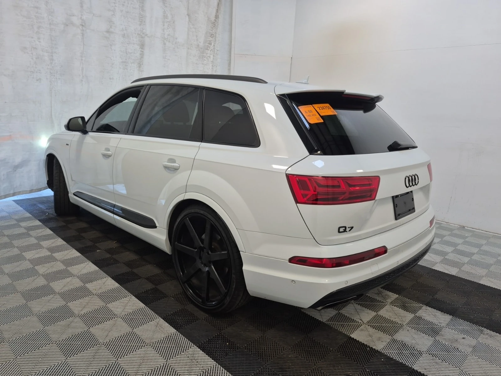 Audi Q7 TECHNIK/CARFAX/ДИСТРОНИК/360/МАТРИКС/ОБДУХ/, снимка 4 - Автомобили и джипове - 56075463
