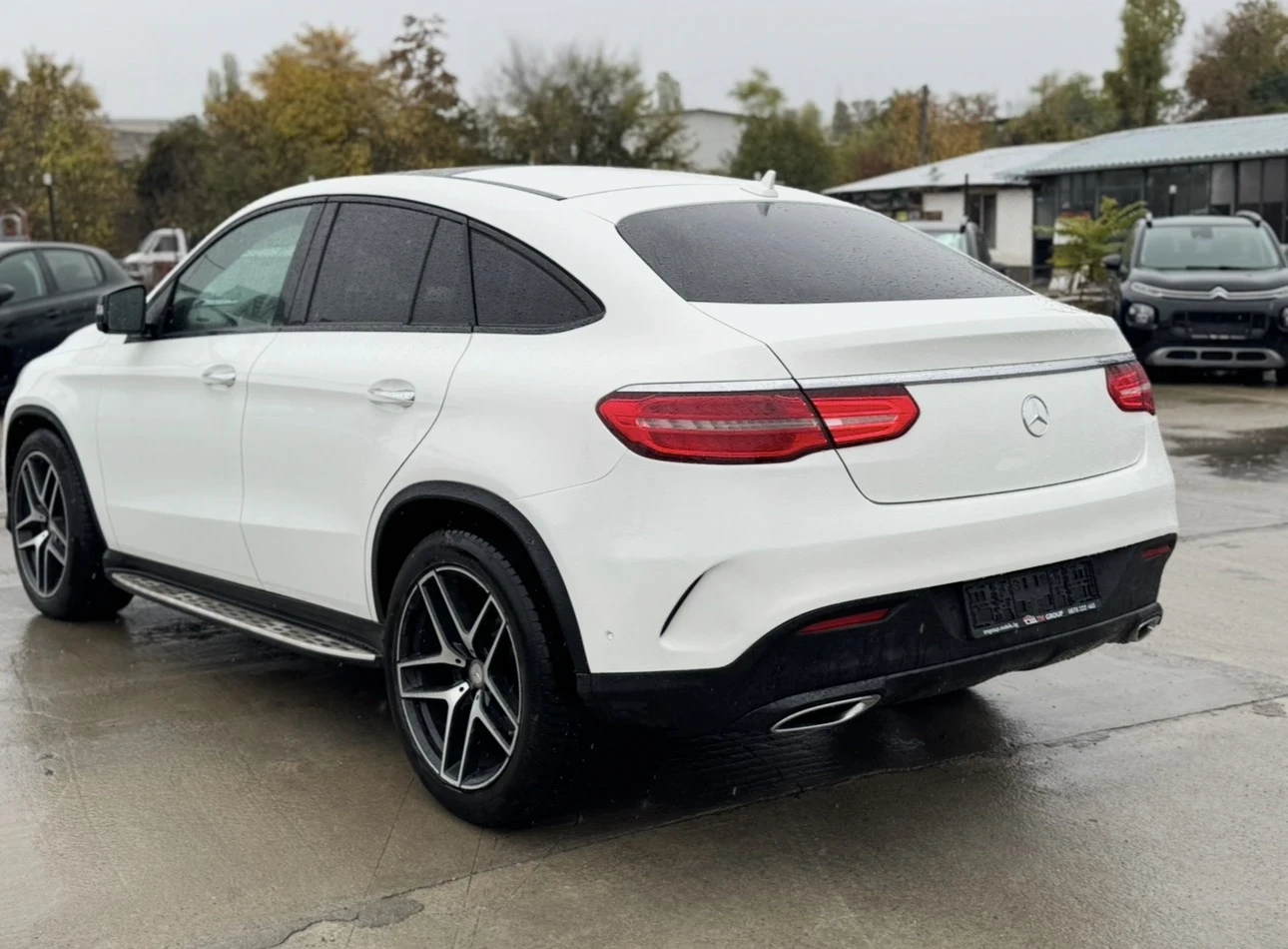 Mercedes-Benz GLE 350 AMG / ПАНОРАМА / ПОДГРЕВ / 360 КАМЕРИ / HARMAN, снимка 6 - Автомобили и джипове - 56736538