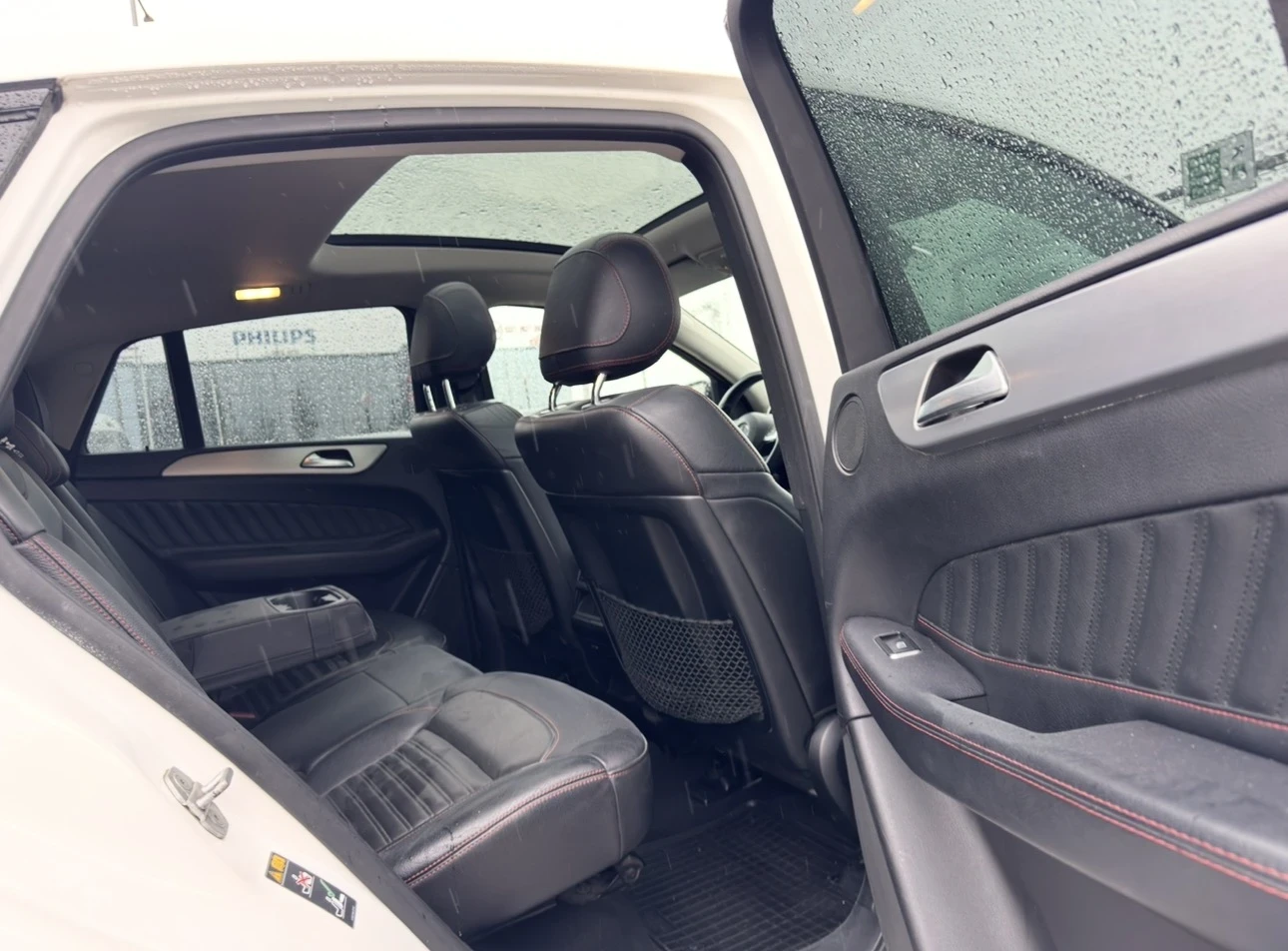 Mercedes-Benz GLE 350 AMG / ПАНОРАМА / ПОДГРЕВ / 360 КАМЕРИ / HARMAN, снимка 10 - Автомобили и джипове - 56736538