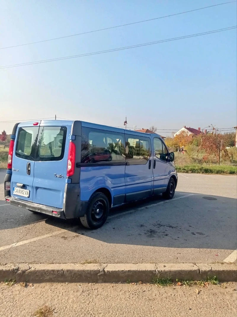 Renault Trafic, снимка 2 - Бусове и автобуси - 47799239