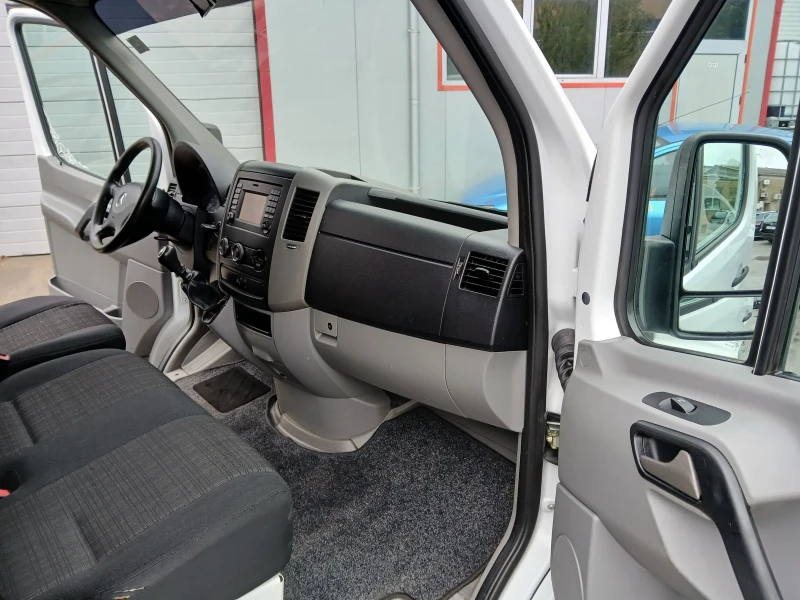 Mercedes-Benz Sprinter 313  Нов внос от Холандия, снимка 15 - Бусове и автобуси - 51933894