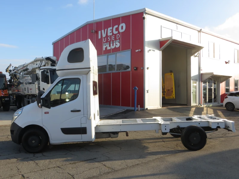 Renault Master 2.3 DCI ШАСИ-КАБИНА, снимка 2 - Бусове и автобуси - 52386369