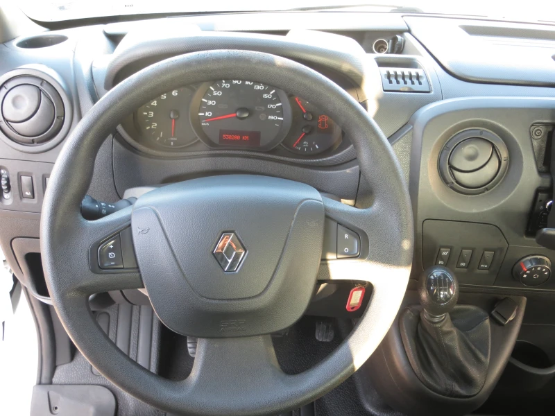 Renault Master 2.3 DCI ШАСИ-КАБИНА, снимка 8 - Бусове и автобуси - 52386369
