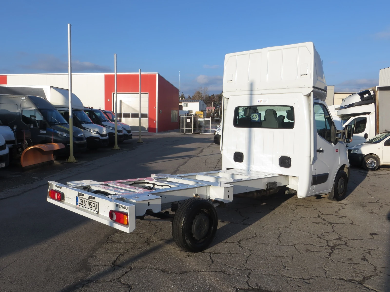 Renault Master 2.3 DCI ШАСИ-КАБИНА - изображение 4