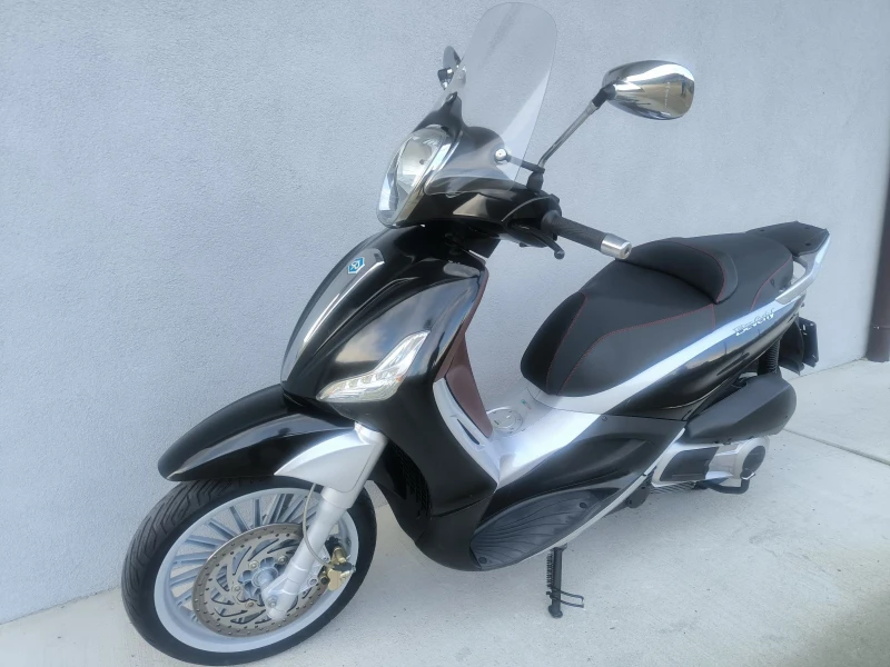 Piaggio Beverly 300 ie, ABS/ASR, 32.347 km., снимка 7 - Мотоциклети и мототехника - 52368213