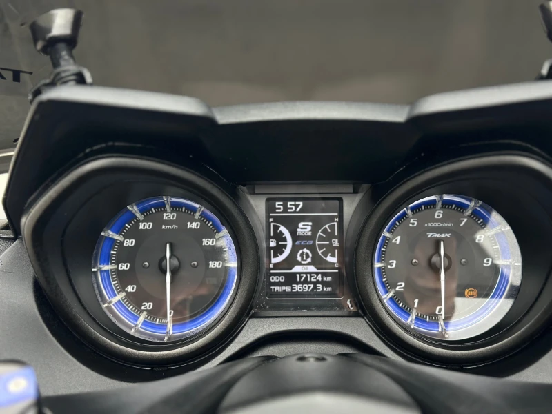 Yamaha T-max 560icc FULL LED ABS-TRACTION-J.COSTA-MIVV, снимка 10 - Мотоциклети и мототехника - 52947133