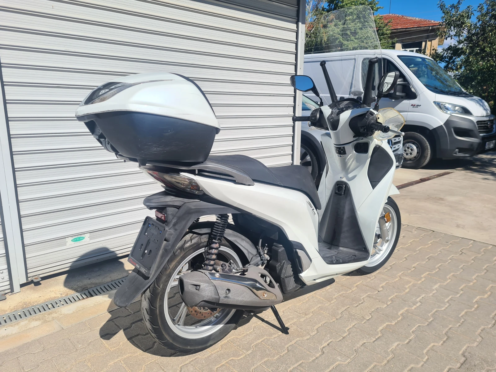 Honda Sh 150i ABS/TCS - изображение 3