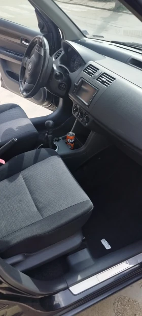 Suzuki Swift 4х4 , снимка 5