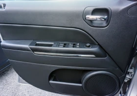 Обява за продажба на Jeep Patriot 2.2CRD LIMITED 4WD ~11 495 лв. - изображение 9 | Auto.bg Обява за продажба на Jeep Patriot 2.2CRD LIMITED 4WD ~11 495 лв. - изображение 9