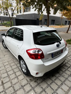 Toyota Auris 1.8 HYBRID 116000 ХИЛ.ПЪЛНА ИСТОРИЯ, снимка 3