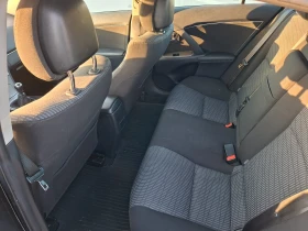 Toyota Avensis 2.0 D-4D - 6600 € / 12908.48 лв. - 95685148 6