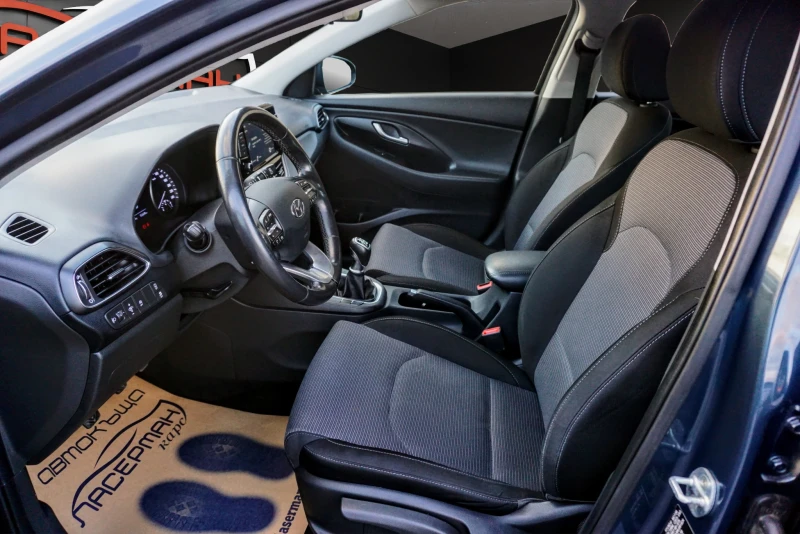 Hyundai I30 1.6 CRDI SW COMFORT, снимка 7 - Автомобили и джипове - 34858079