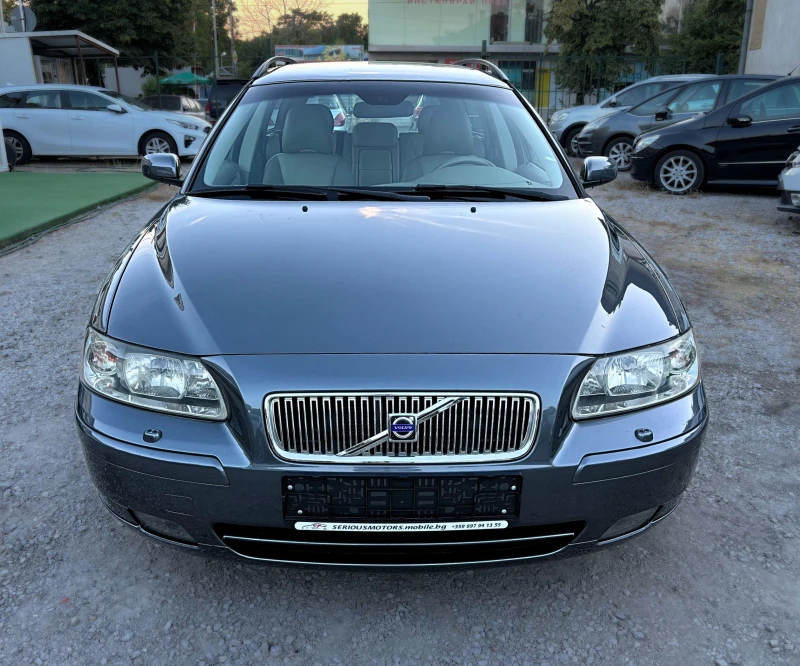 Volvo V70 2.4 D5 , снимка 2 - Автомобили и джипове - 46594584