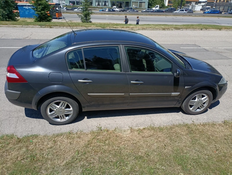 Renault Megane, снимка 3 - Автомобили и джипове - 47005815