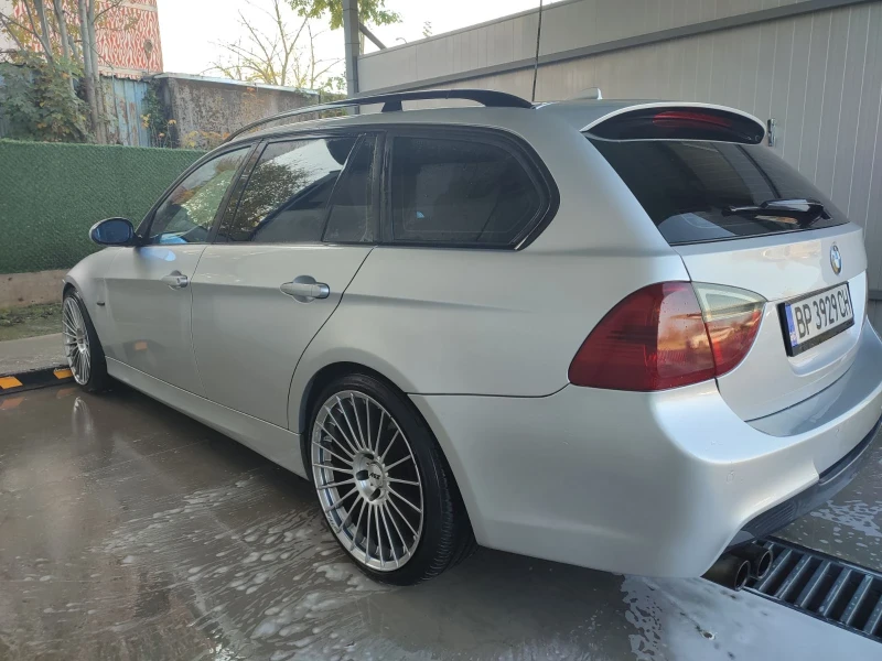 BMW 330 325ix 3.0, снимка 5 - Автомобили и джипове - 47993513