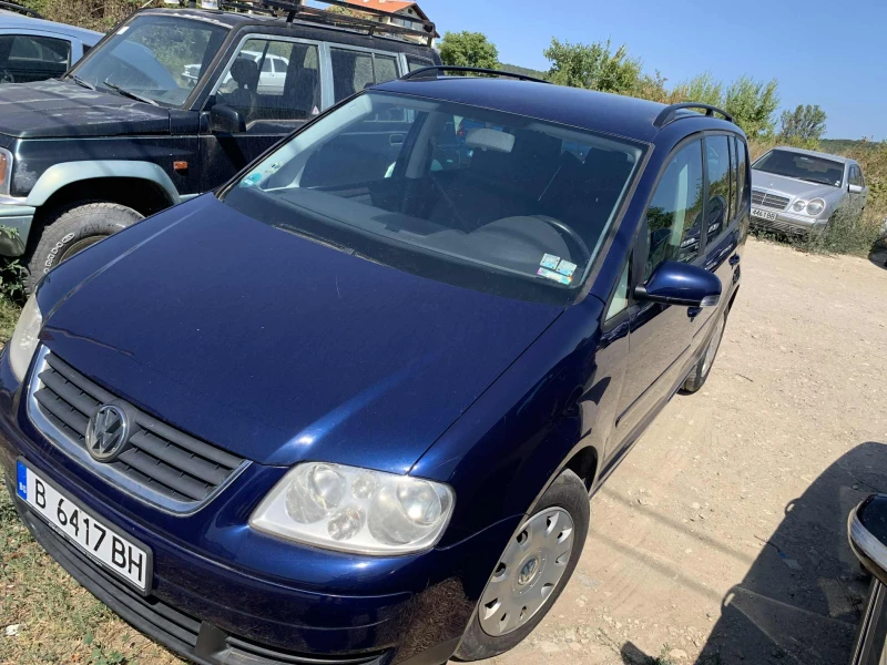 VW Touran, снимка 2 - Автомобили и джипове - 51744248