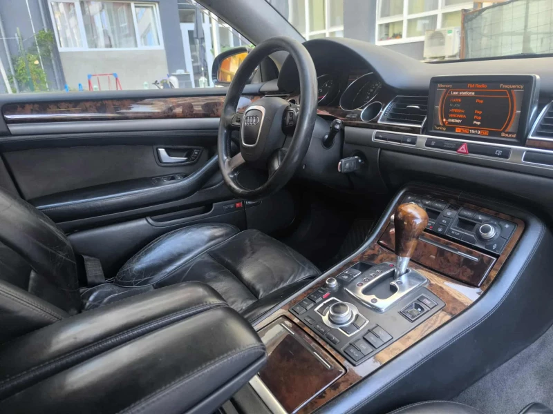Audi A8 4.2Long, снимка 4 - Автомобили и джипове - 52396719