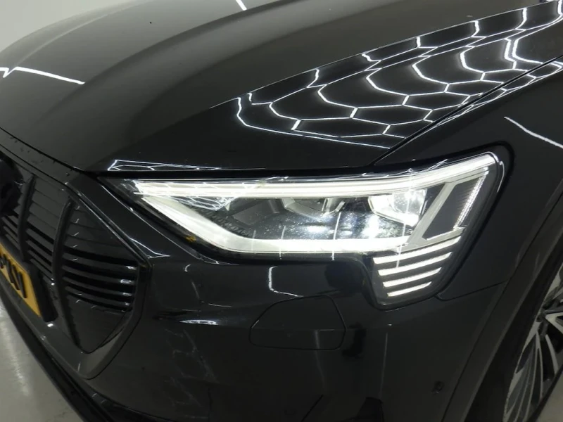 Audi E-Tron 55 - 95kW - 408k.c. Quattro S Line Business, снимка 14 - Автомобили и джипове - 52566107