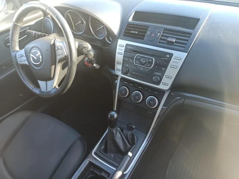 Mazda 6 1.8, снимка 12 - Автомобили и джипове - 52771930
