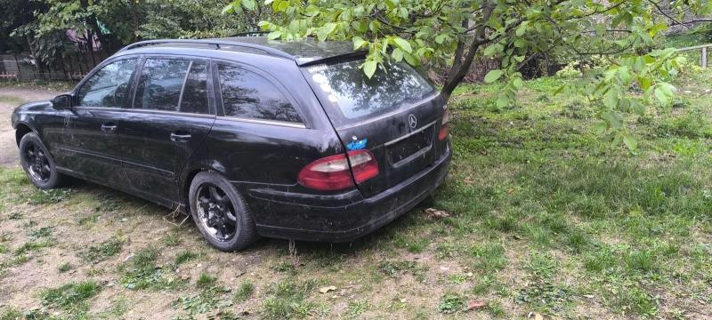 Mercedes-Benz E 270, снимка 5 - Автомобили и джипове - 52892101