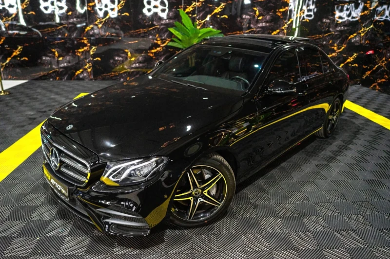 Mercedes-Benz E 220 D FULL AMG LINE ДИГИТАЛНО ТАБЛО ПАНО ЛИЗИНГ 100%, снимка 2 - Автомобили и джипове - 53013953