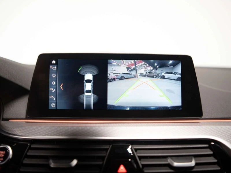 BMW 530 * xDrive * CARFAX * ЦЕНА ДО БГ, снимка 13 - Автомобили и джипове - 53155248