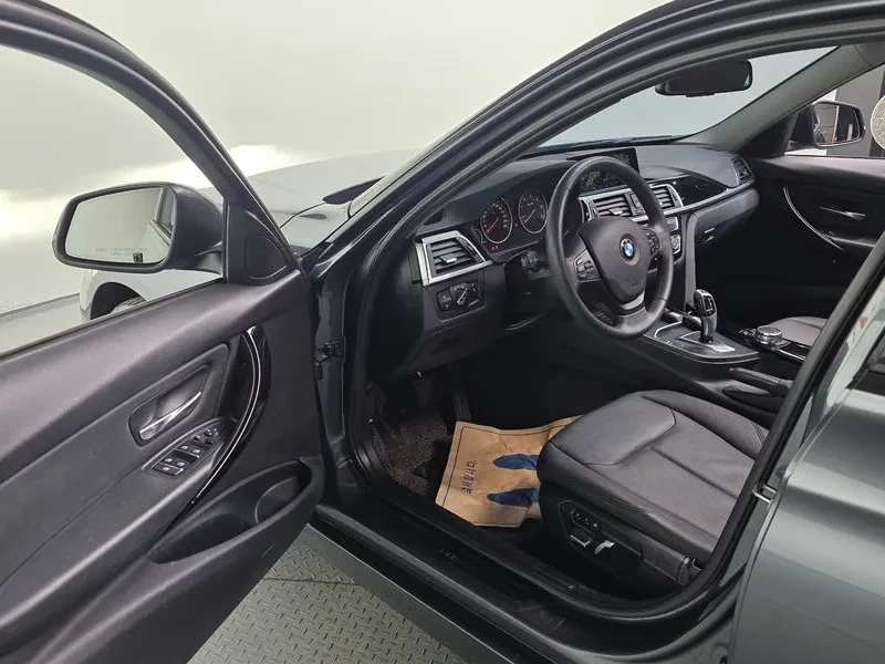 BMW 320, снимка 11 - Автомобили и джипове - 54593088