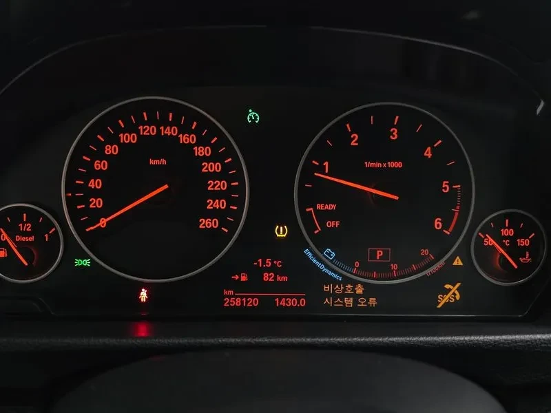 BMW 320, снимка 8 - Автомобили и джипове - 54593088