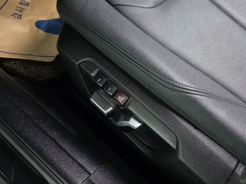 BMW 320, снимка 17 - Автомобили и джипове - 54593088