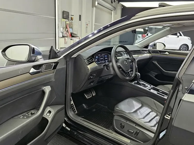 VW Arteon 2.0 Tdi Prestige 4Motion, снимка 10 - Автомобили и джипове - 55085325