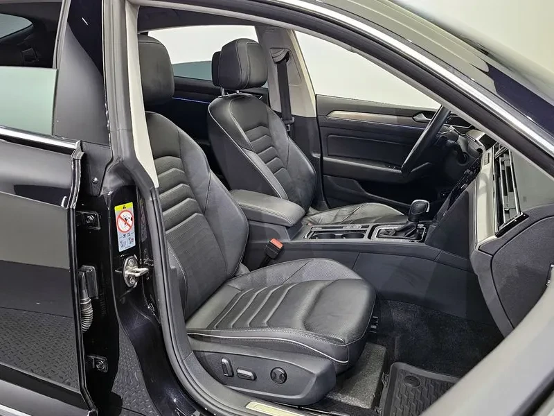 VW Arteon 2.0 Tdi Prestige 4Motion, снимка 12 - Автомобили и джипове - 55085325