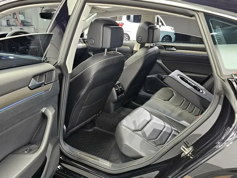 VW Arteon 2.0 Tdi Prestige 4Motion, снимка 11 - Автомобили и джипове - 55085325