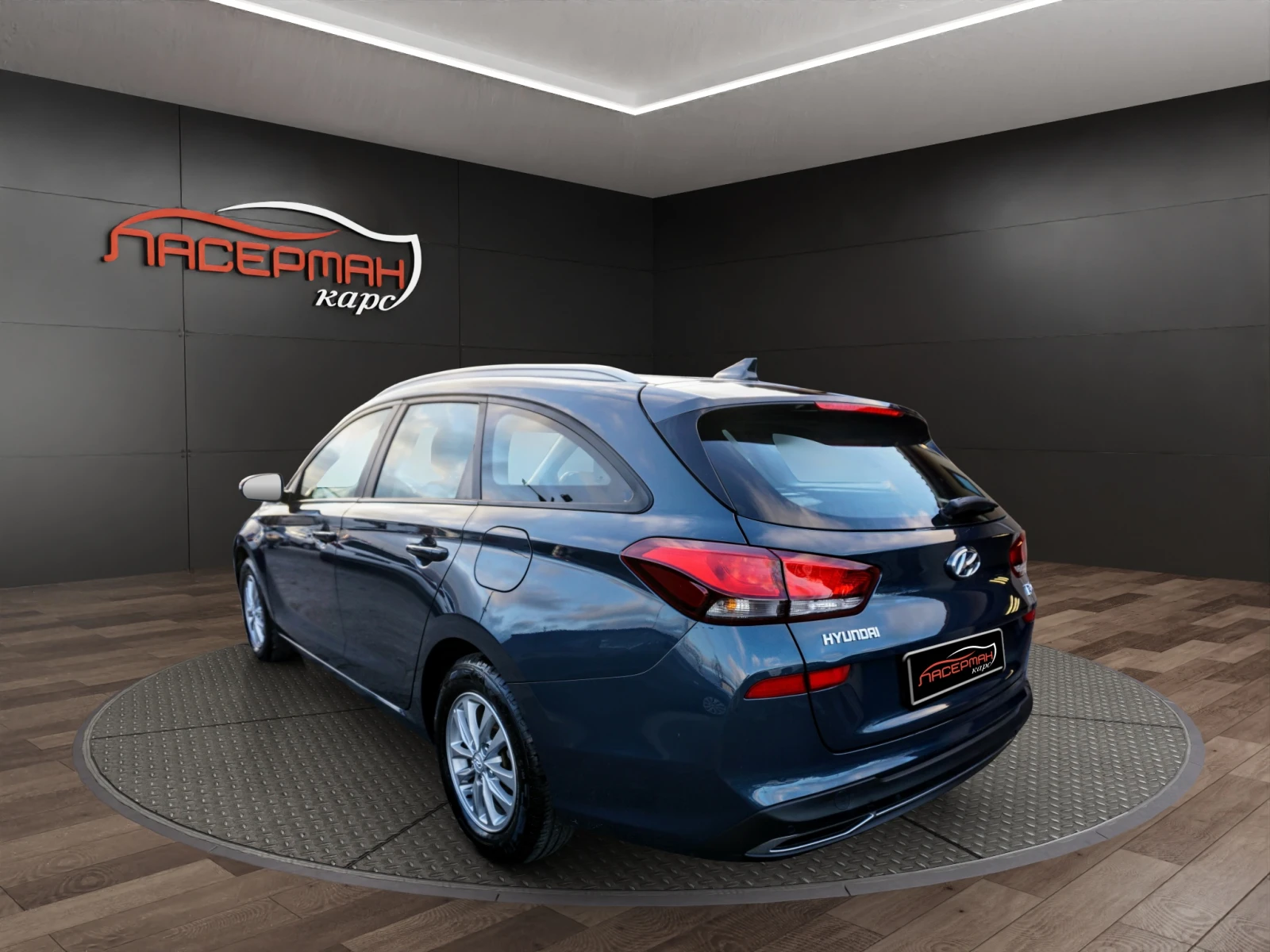 Hyundai I30 1.6 CRDI SW COMFORT - изображение 4