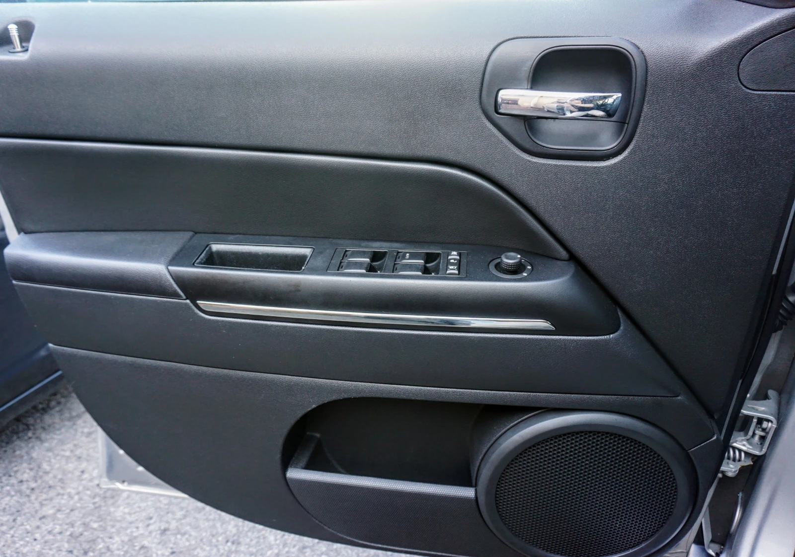 Jeep Patriot 2.2CRD LIMITED 4WD - изображение 10