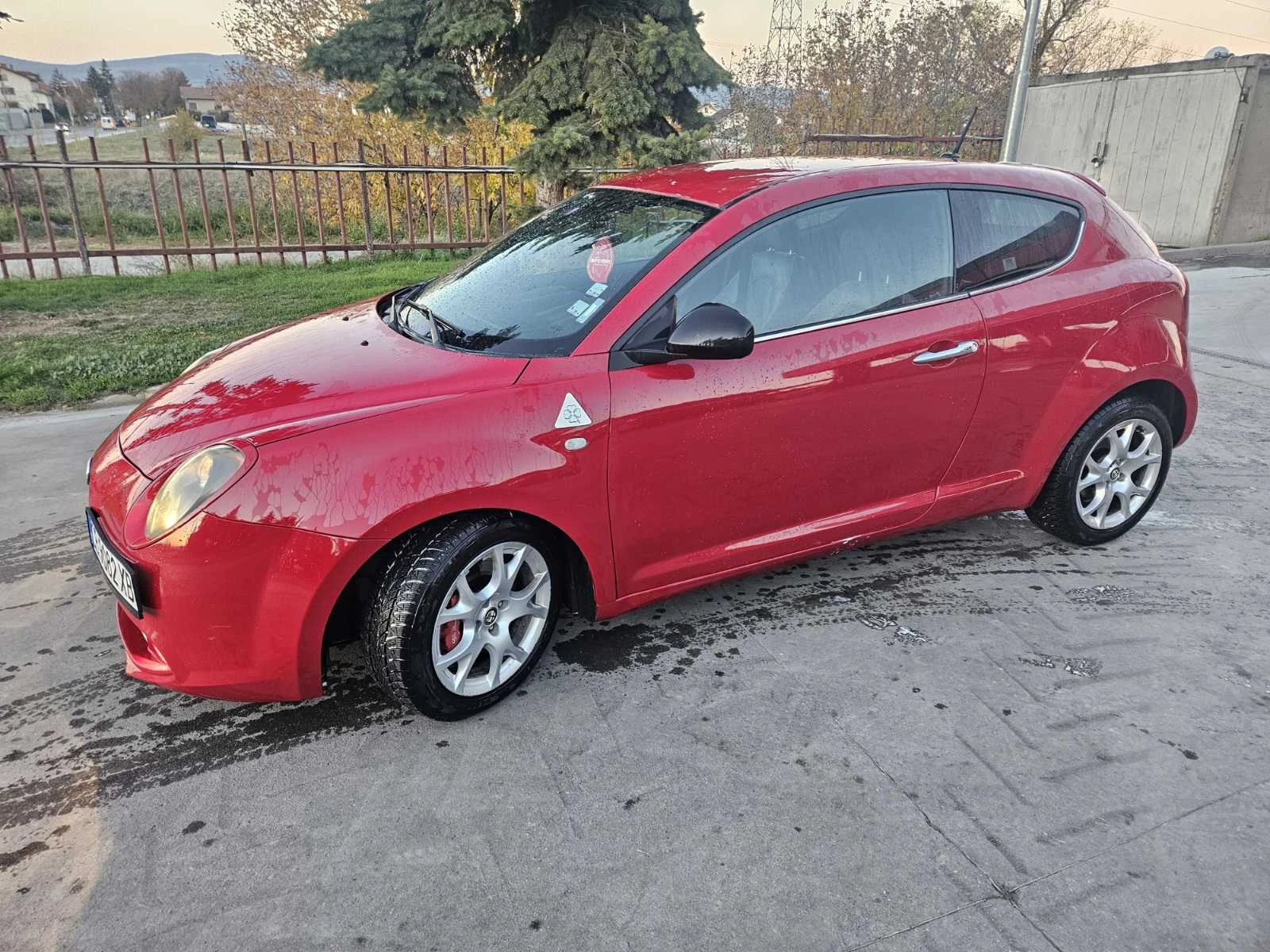 Alfa Romeo MiTo 1.4 TB 16V MultiAir Quadrifoglio Verde - изображение 2