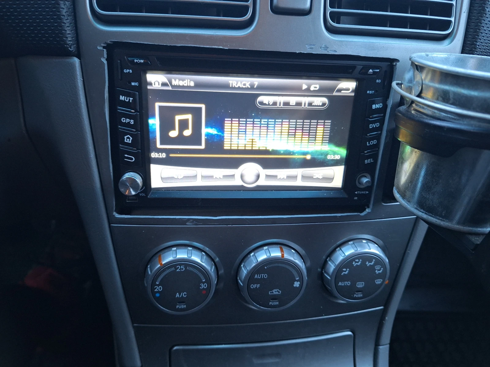 Subaru Forester 2.0 i | Mobile.bg   12