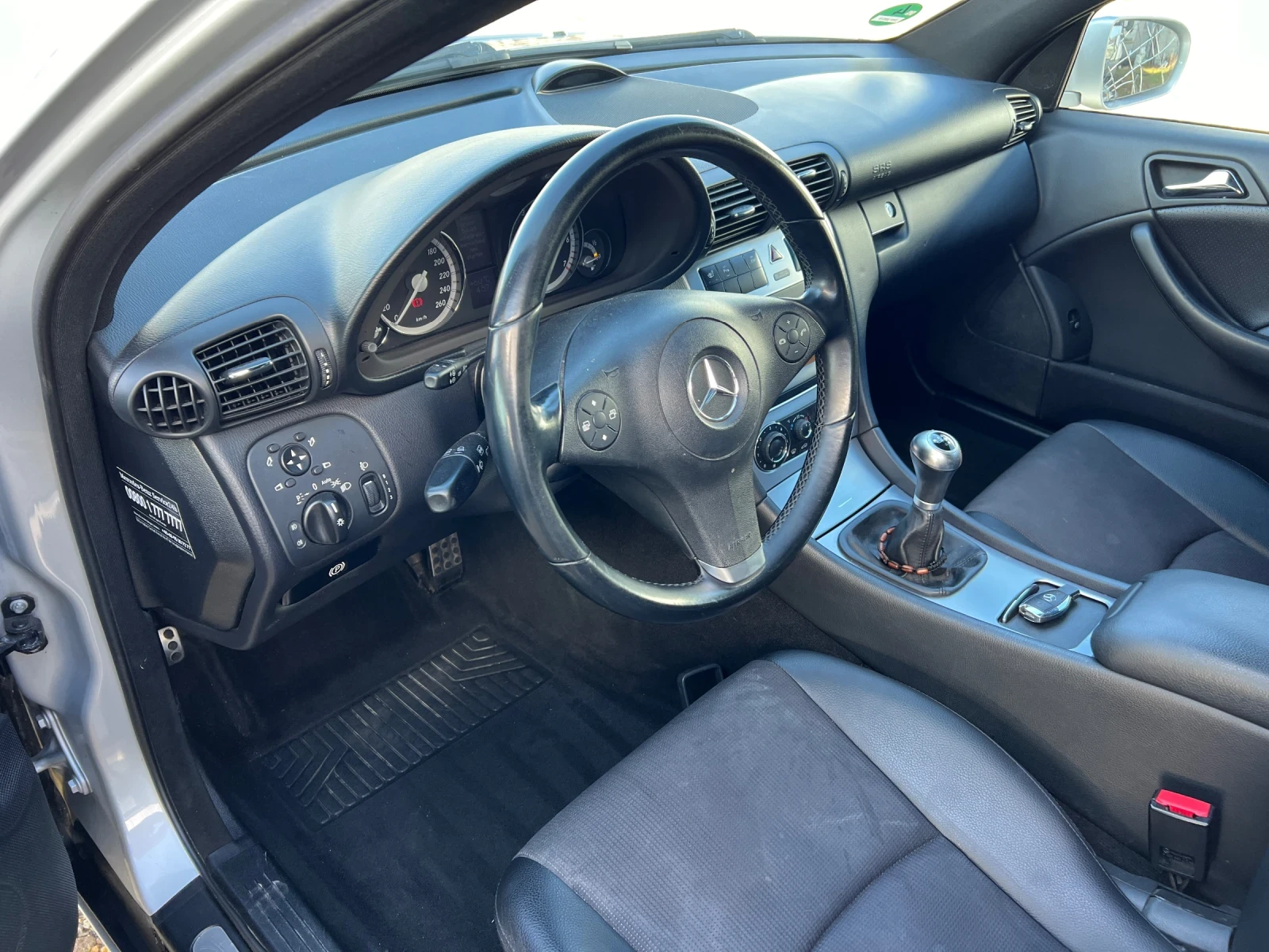 Mercedes-Benz CLC 180 Компресор 143к.с./Подгрев/Темпомат/Парктроник | Mobile.bg — изображение 11